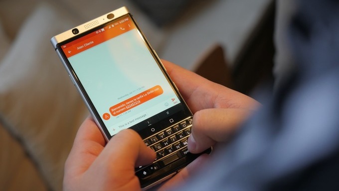 BlackBerry ผงาดมือถือรุ่นใหม่ “KEYone” พร้อมปุ่มกดสุดคลาสสิค และระบบแอนดรอยด์!?