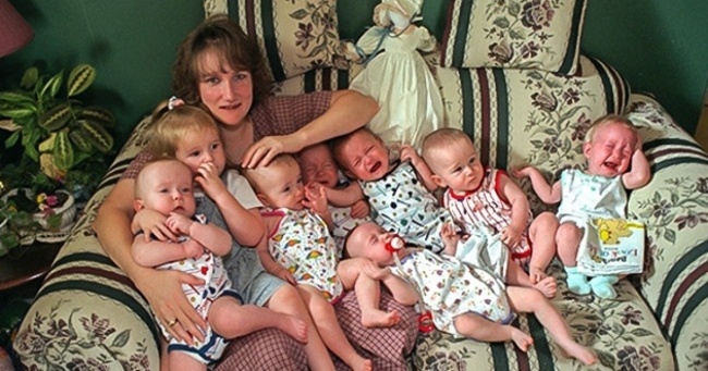 เรื่องราวของครอบครัว McCaughey ที่ให้กำเนิดแฝด 7 ที่สมบูรณ์ครั้งแรกของโลก