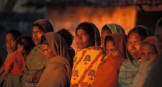 สื่อต่างชาติเผย กว่า 50% ของผู้หญิงในอินเดีย ใช้ชีวิตยากลำบากและเสี่ยงถูกข่มขืน!?