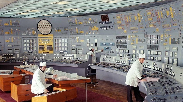 ชมภาพ “ห้องควบคุมโรงไฟฟ้า” ของโซเวียต ที่ดูเหมือนหลุดออกมาจากหนังไซไฟย้อนยุค