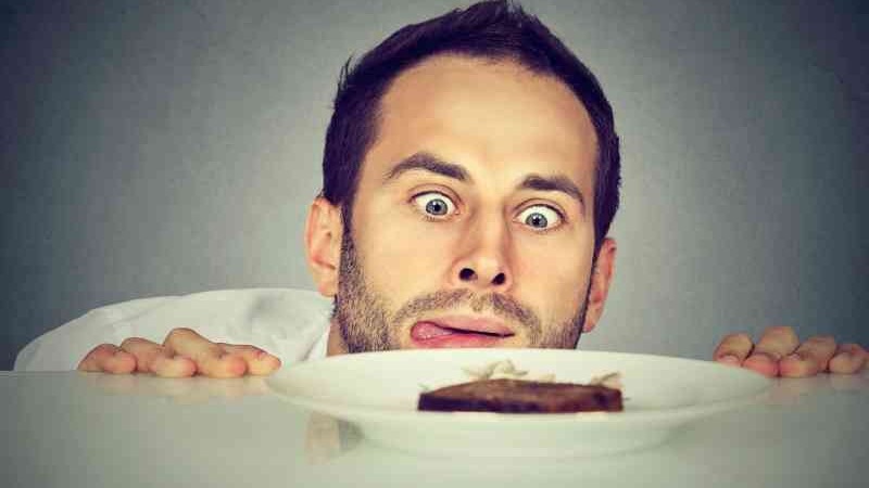 10 สัญญาณเตือนที่บ่งบอกว่า ‘ระดับน้ำตาล’ ในเลือดของคุณสูงเกินไปแล้ววว!!