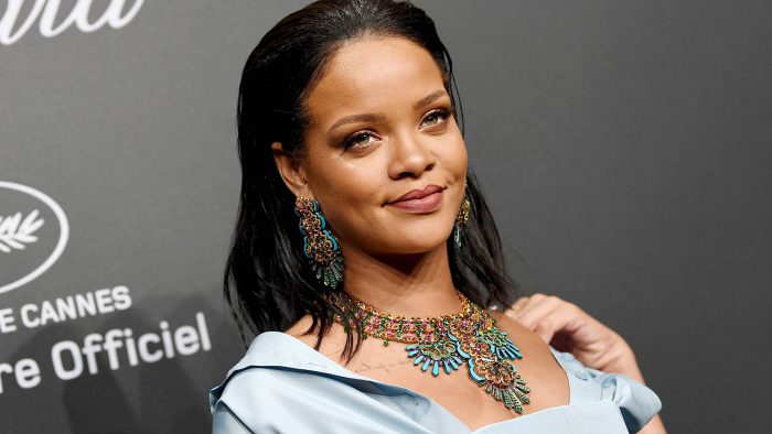 Rihanna บอกเหตุผลแสนฉลาด ที่เธอไม่เลือกผู้หญิงข้ามเพศมาเป็นแบบถ่ายโฆษณาของเธอ