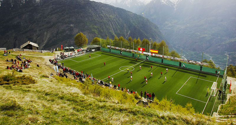 31 ภาพถ่ายมุมมอง “สนามฟุตบอล” จากทั่วโลก เอกลักษณ์อันแปลกตา กีฬาๆ เป็นยาวิเศษ…