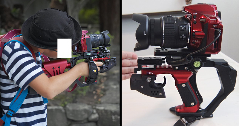 เสมือนได้ถือกล้องเข้ารบ!! พบ “ด้ามจับกล้องรูปแบบปืน” มิติใหม่แห่งการถ่ายรูปของญี่ปุ่น
