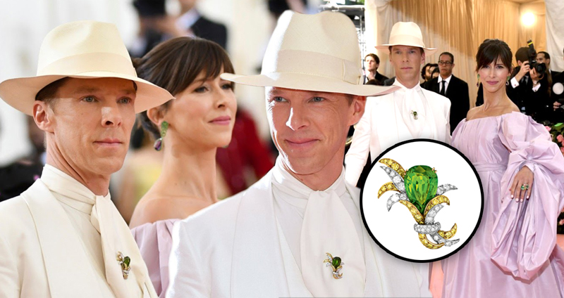 Benedict Cumberbatch ในงาน MET Gala กับอัญมณีสีเขียว ที่คนคิดว่าเป็นไทม์สโตนของจริง