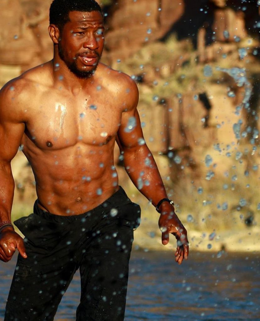 ทำความรู้จัก Jonathan Majors อดีตหนุ่มเกเร ที่ปัจจุบันมีบทบาทหลักบน